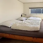 Feriehus 2 Bedroom Cozy In